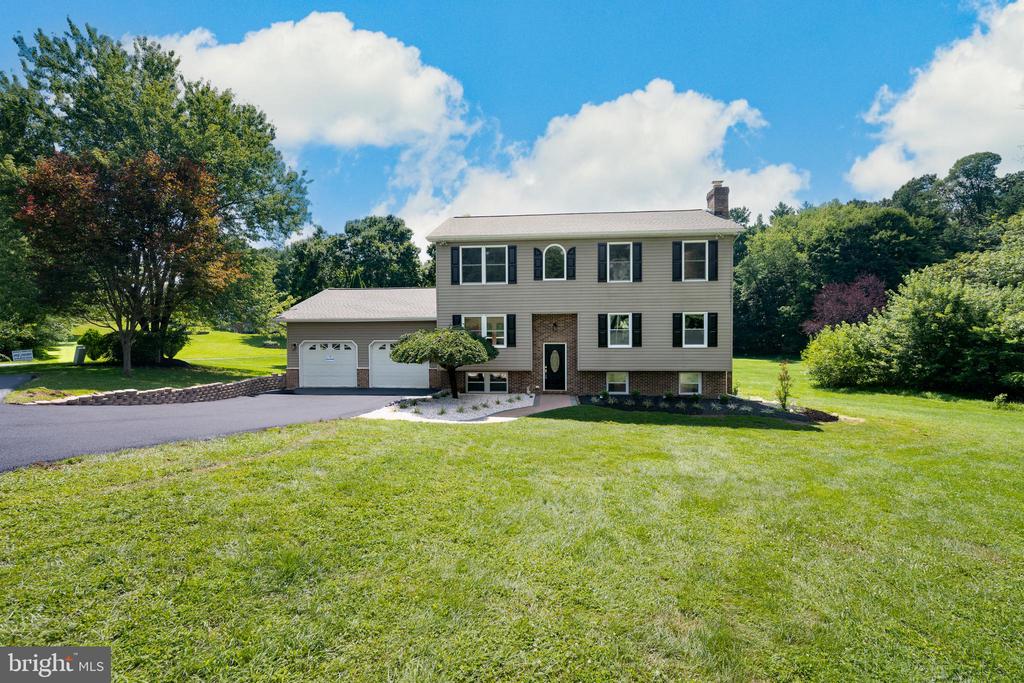 7000 SHELDON LANE