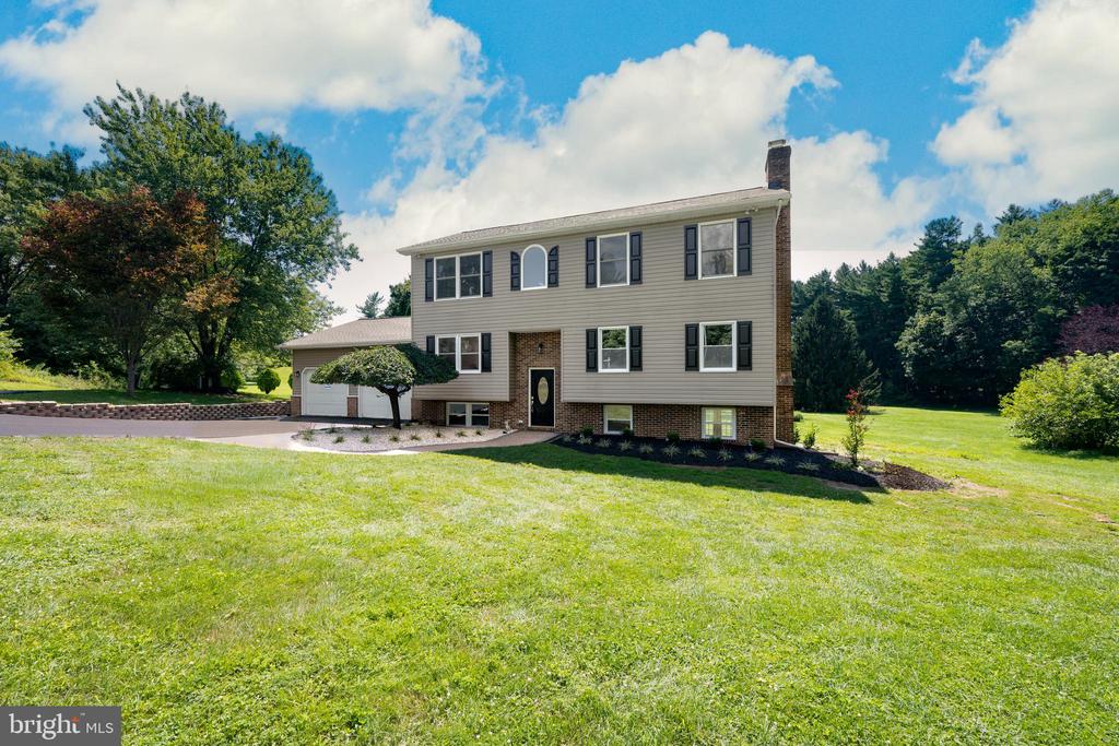 7000 SHELDON LANE