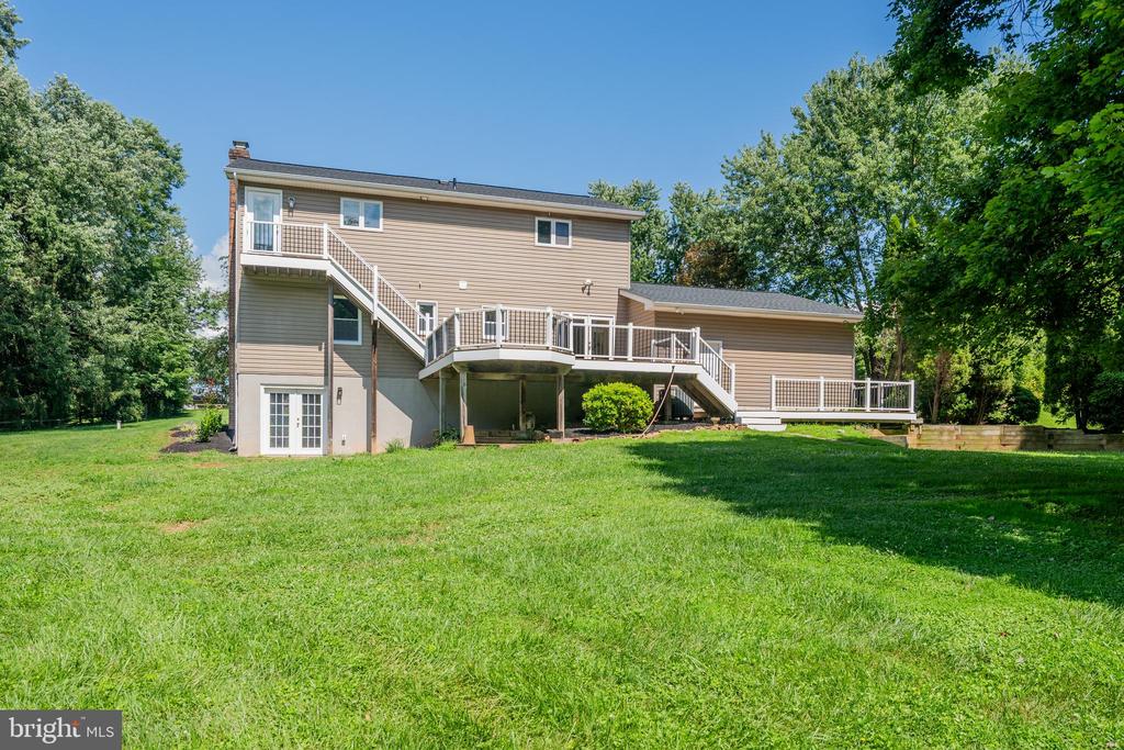7000 SHELDON LANE
