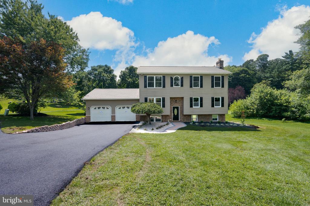 7000 SHELDON LANE