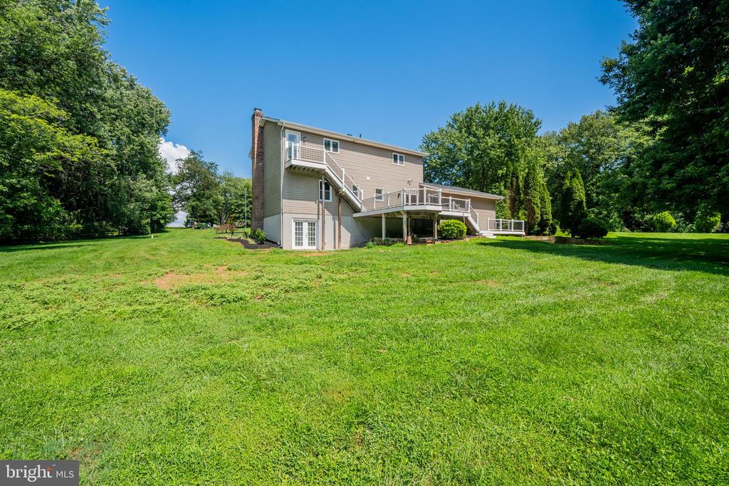 7000 SHELDON LANE