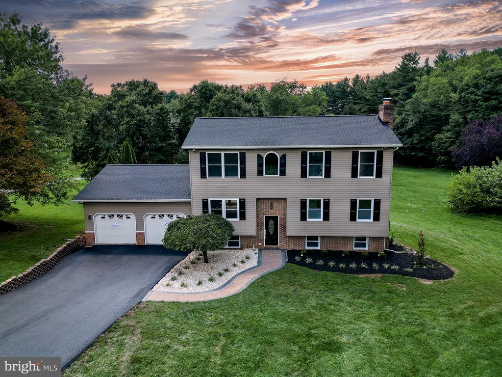 7000 SHELDON LANE