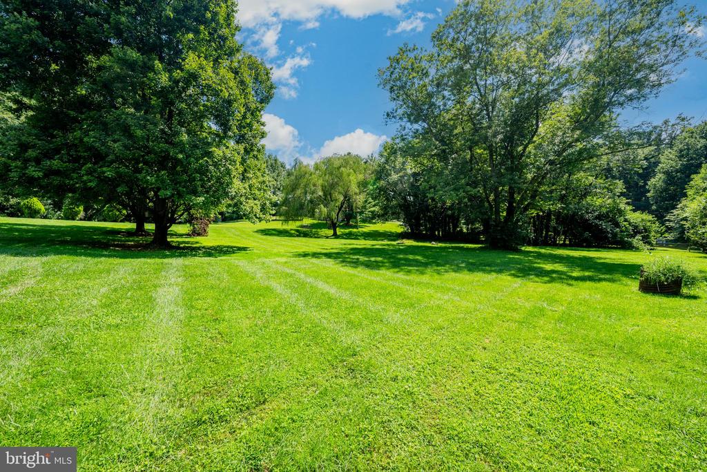 7000 SHELDON LANE
