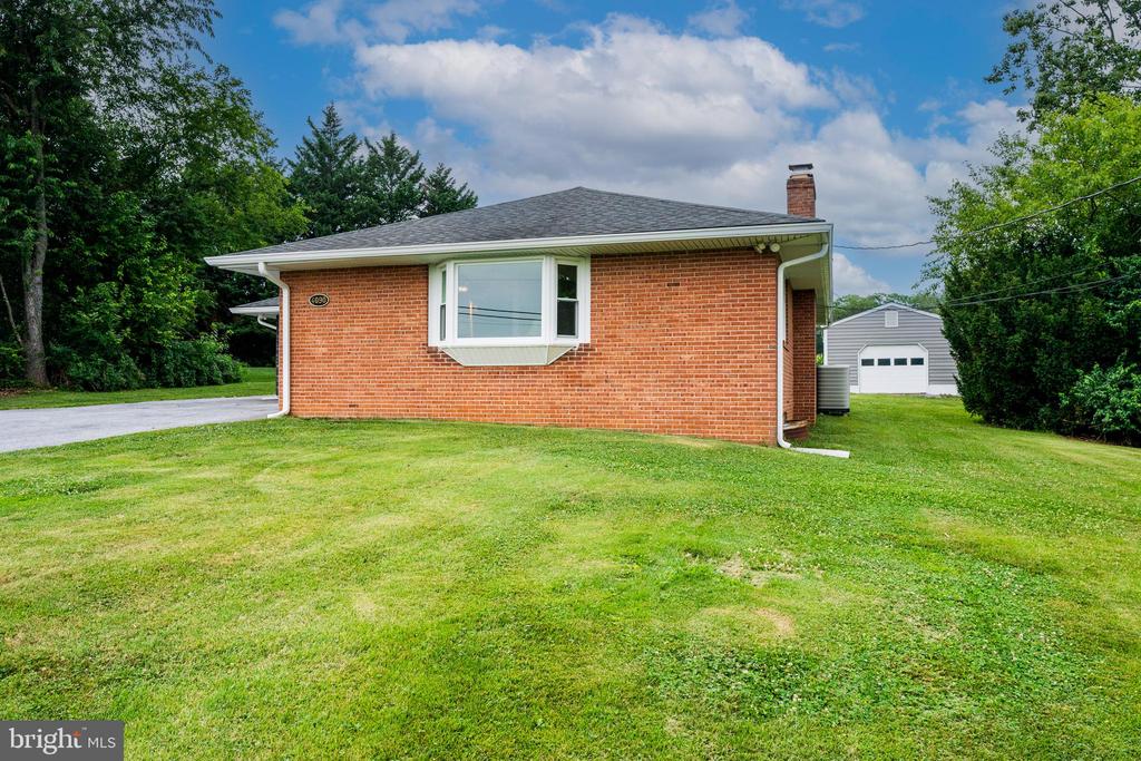 4090 BOTELER ROAD
