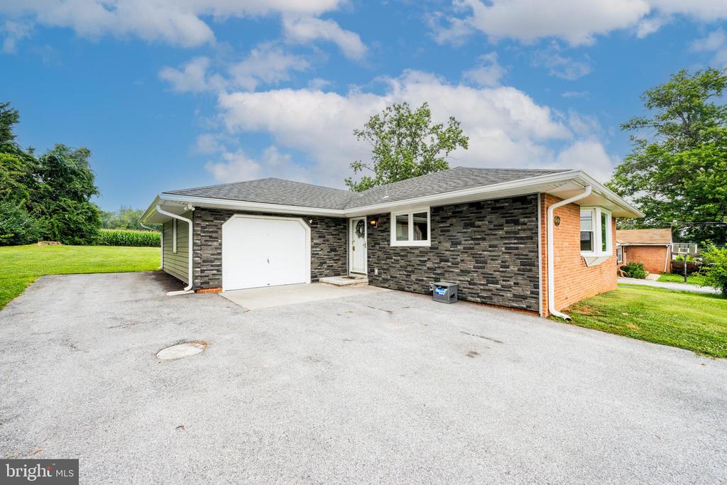 4090 BOTELER ROAD