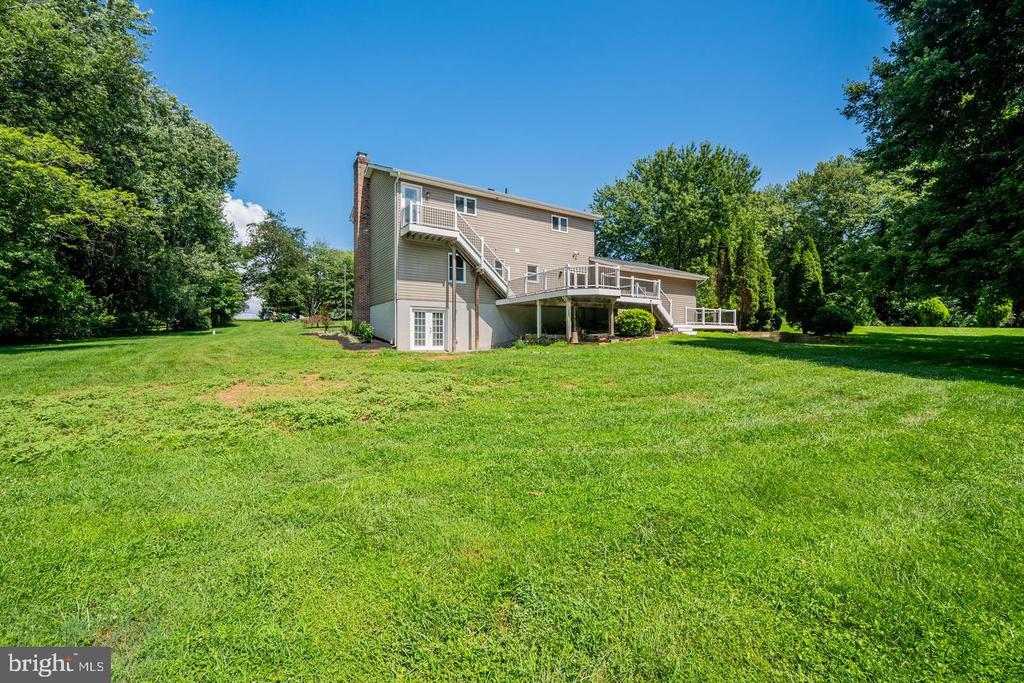 7000 SHELDON LANE