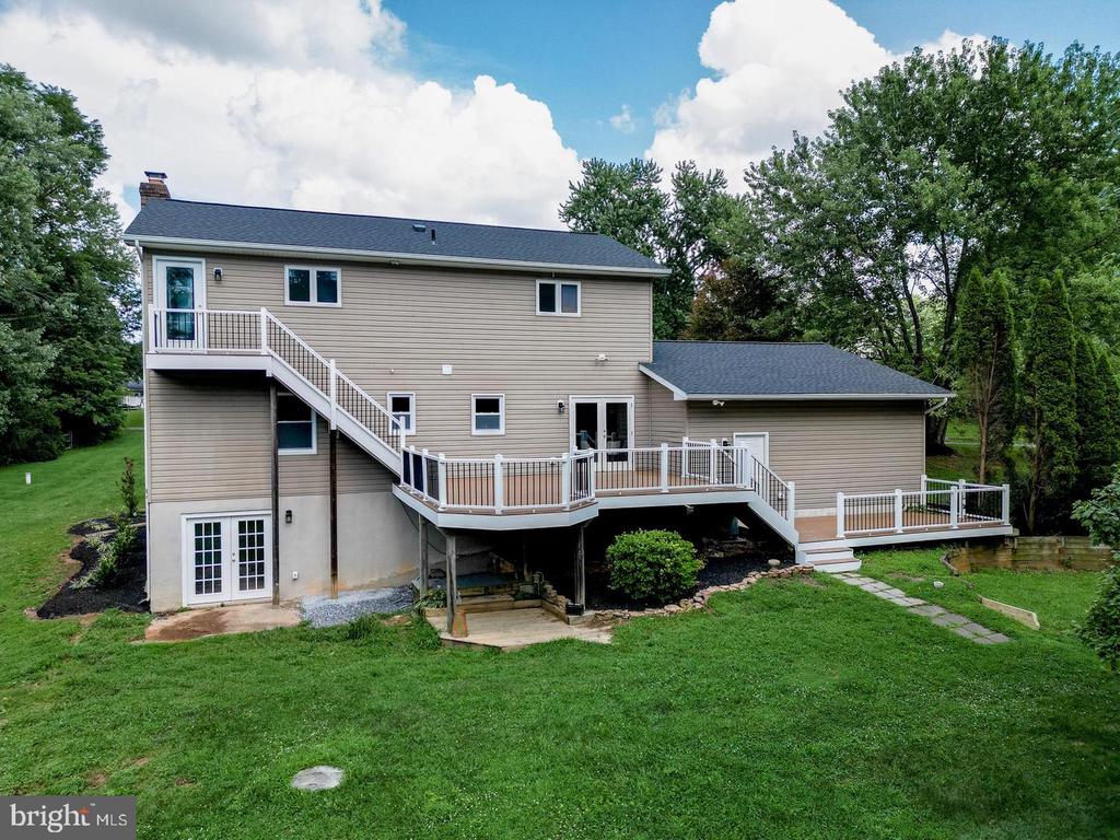 7000 SHELDON LANE