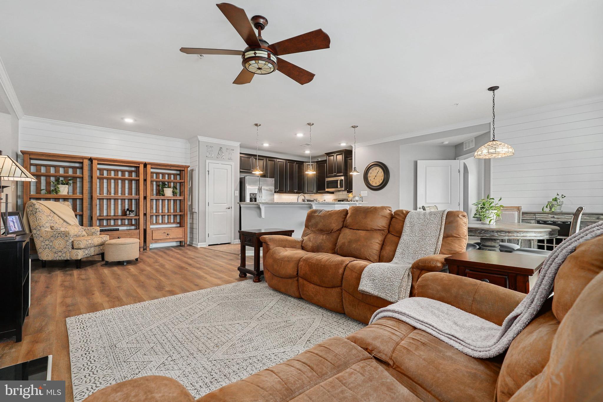 4839 Hiteshow DRIVE Unit: 204