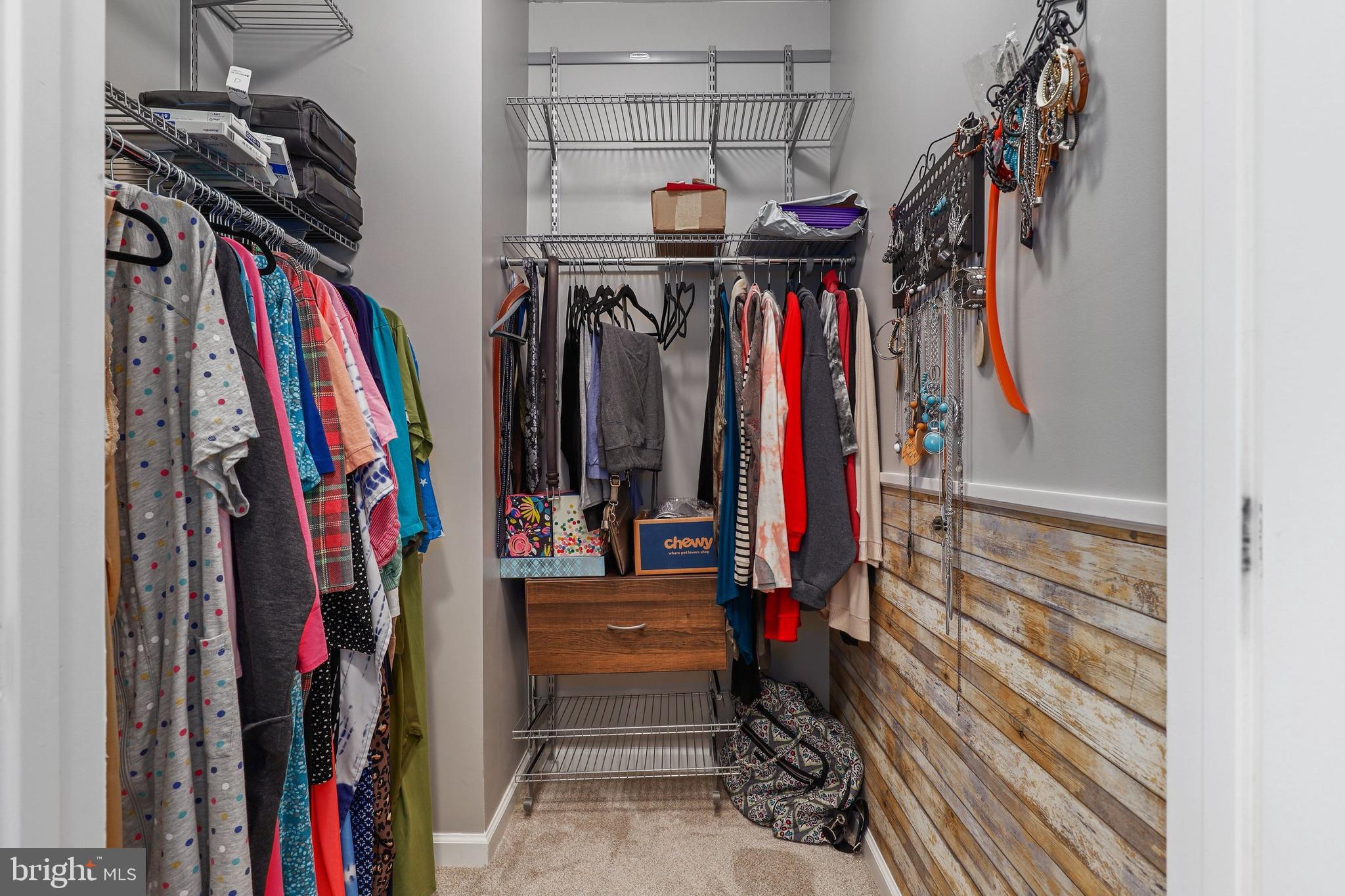 4839 Hiteshow DRIVE Unit: 204
