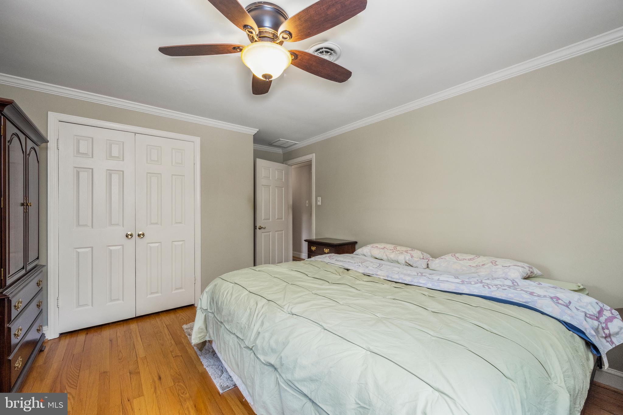 710 N WARFIELD DRIVE