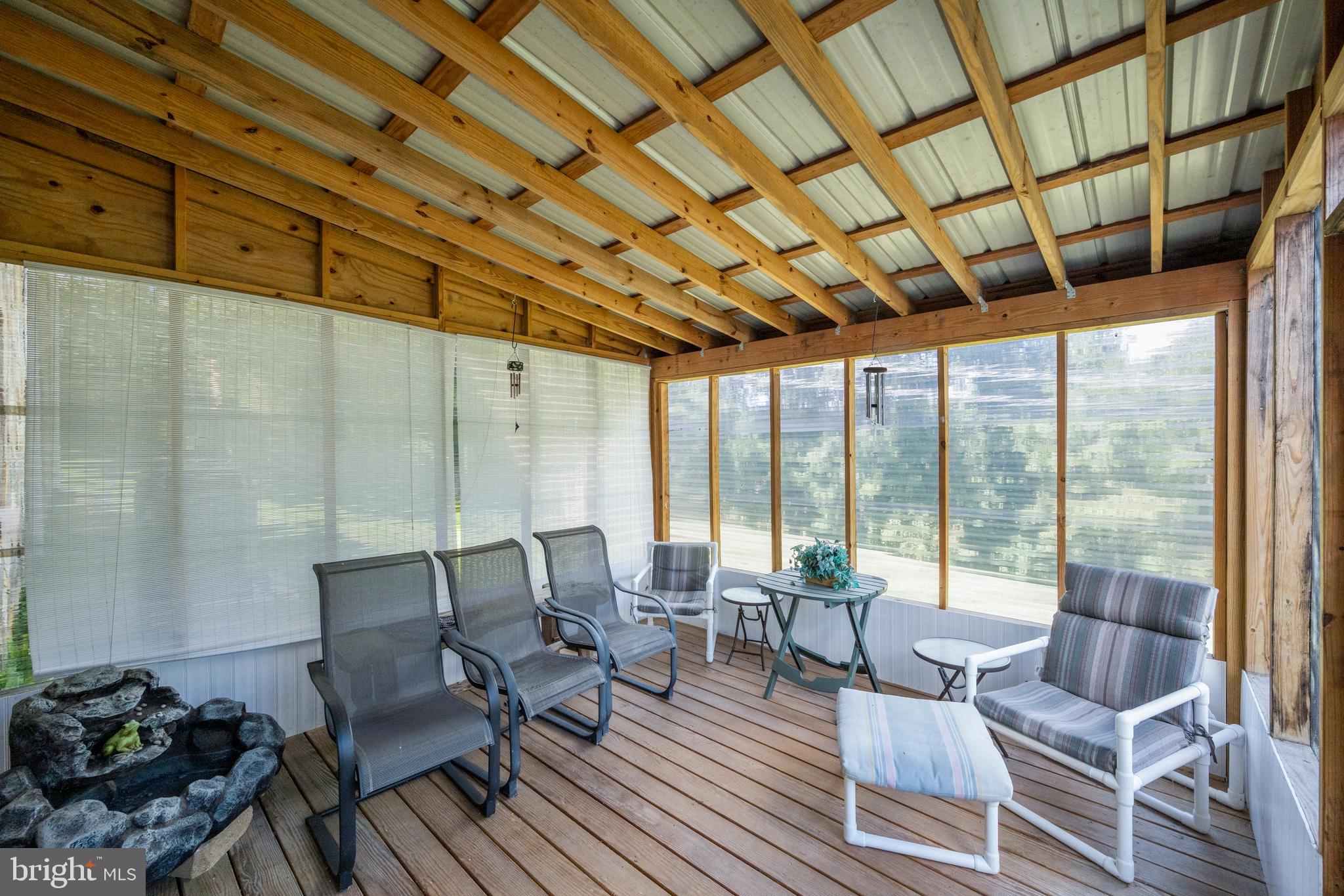 710 N WARFIELD DRIVE