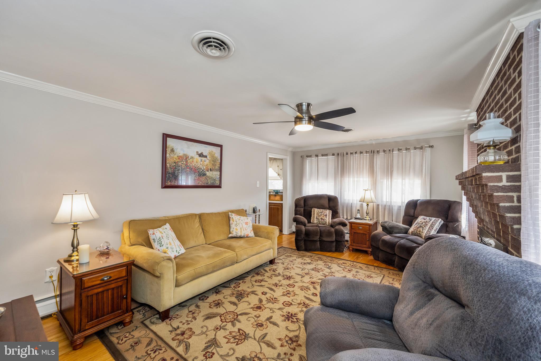 710 N WARFIELD DRIVE