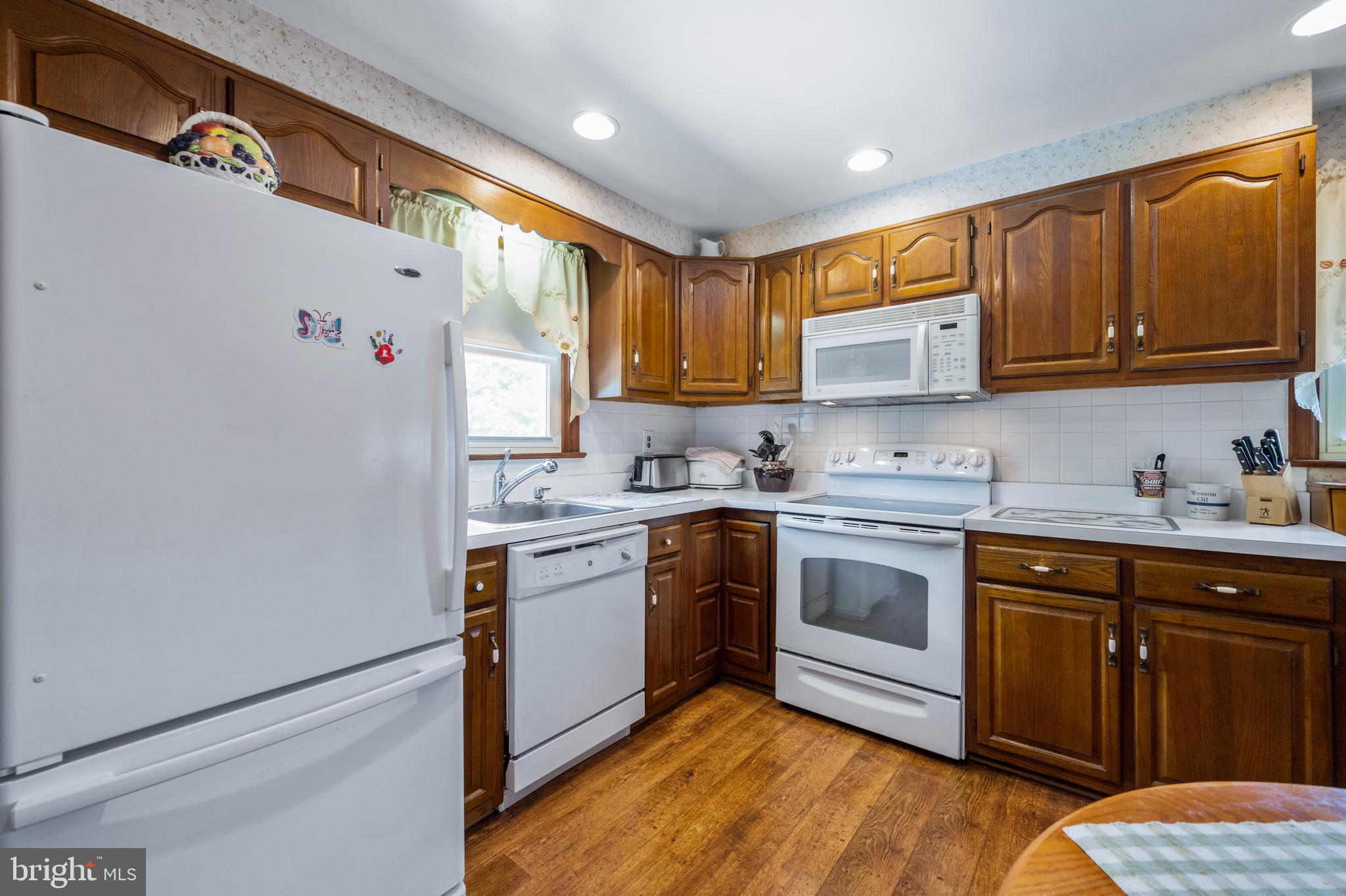 710 N WARFIELD DRIVE