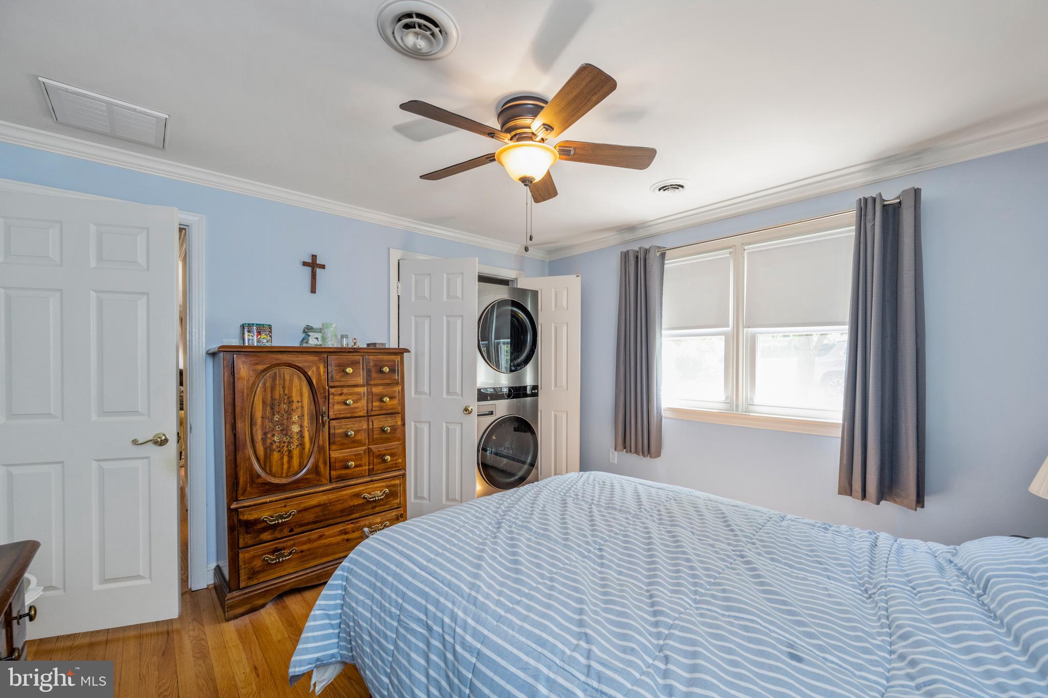 710 N WARFIELD DRIVE