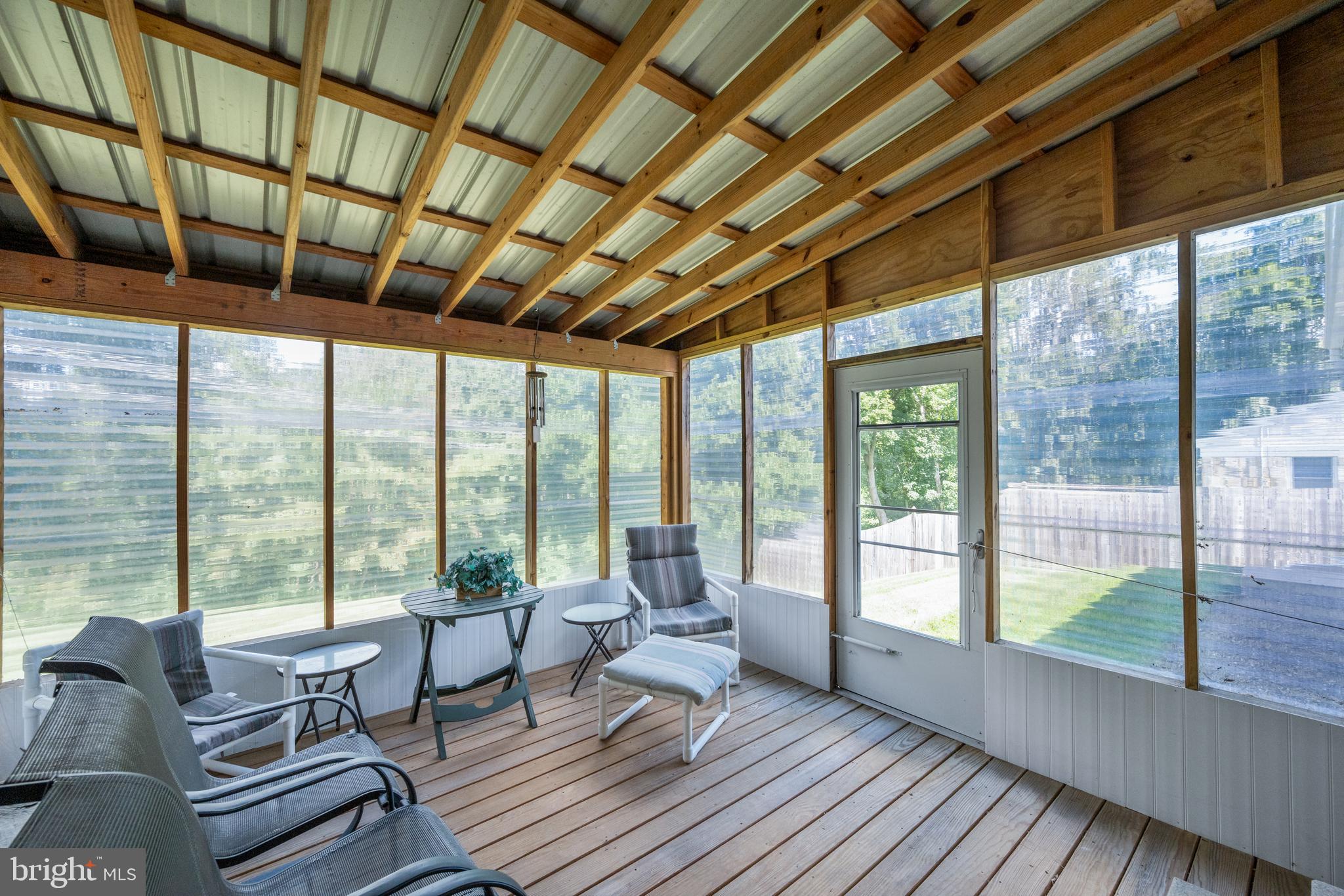 710 N WARFIELD DRIVE