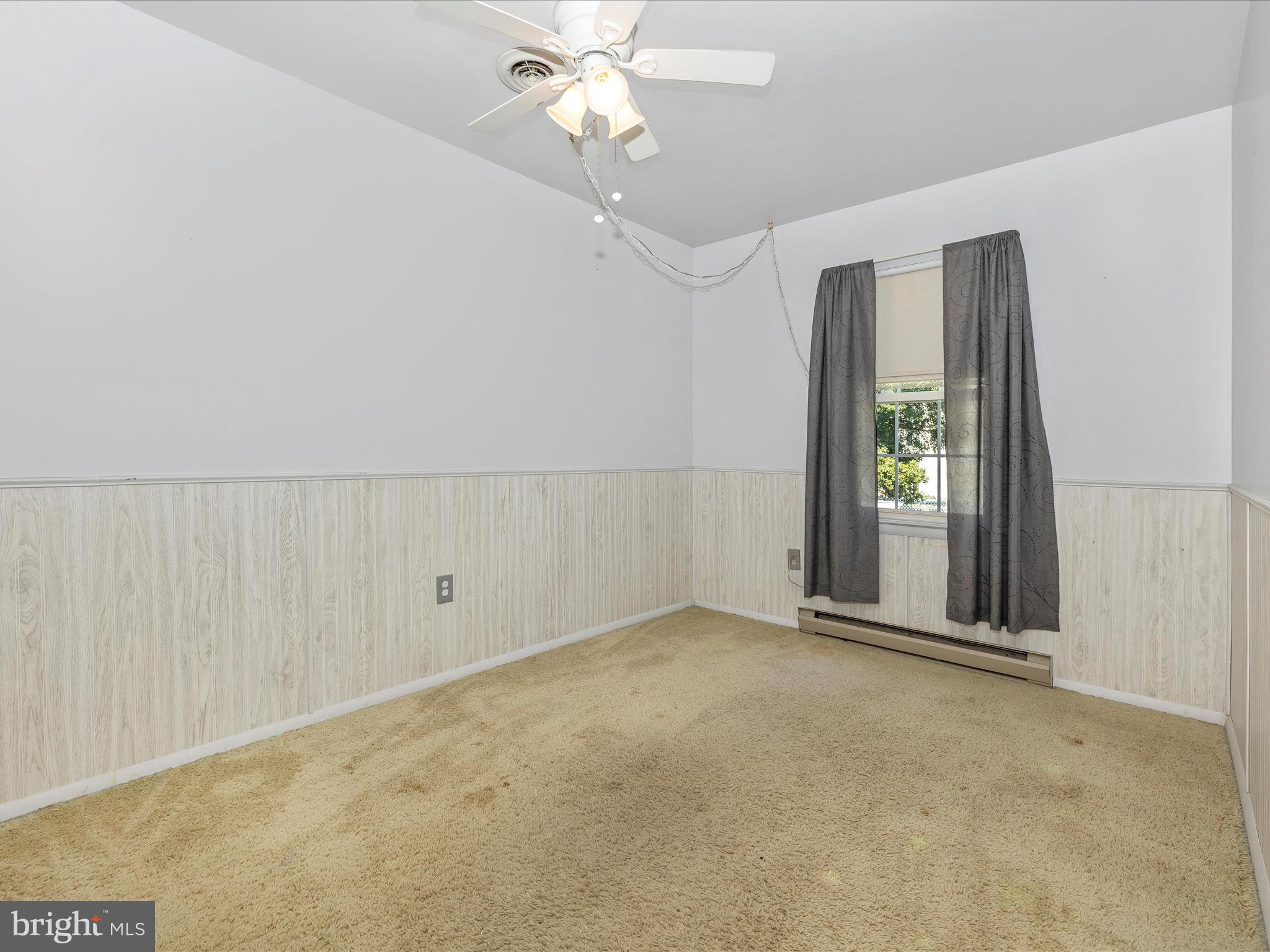 102 Stonegate DRIVE