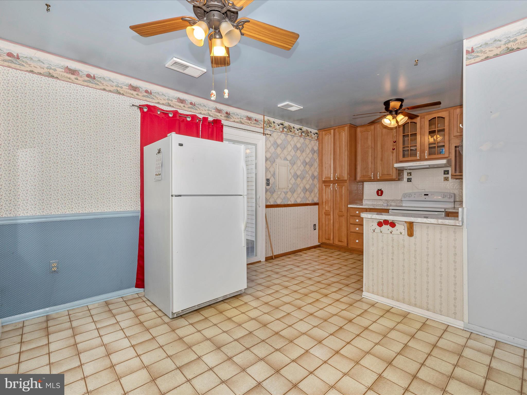 102 Stonegate DRIVE