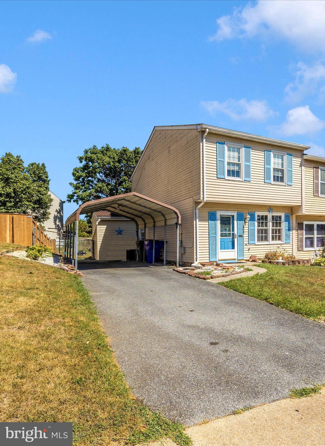 102 Stonegate DRIVE
