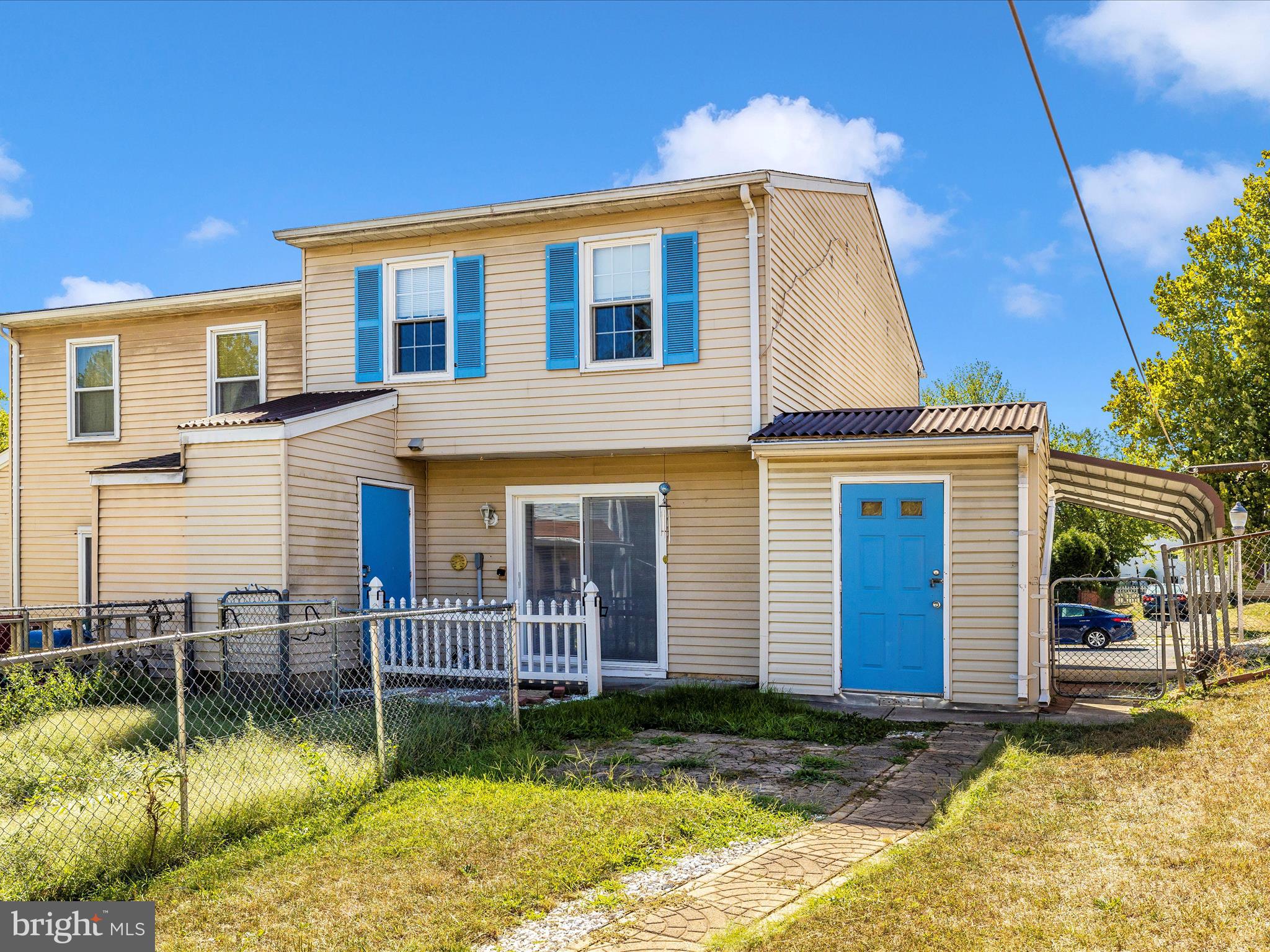 102 Stonegate DRIVE