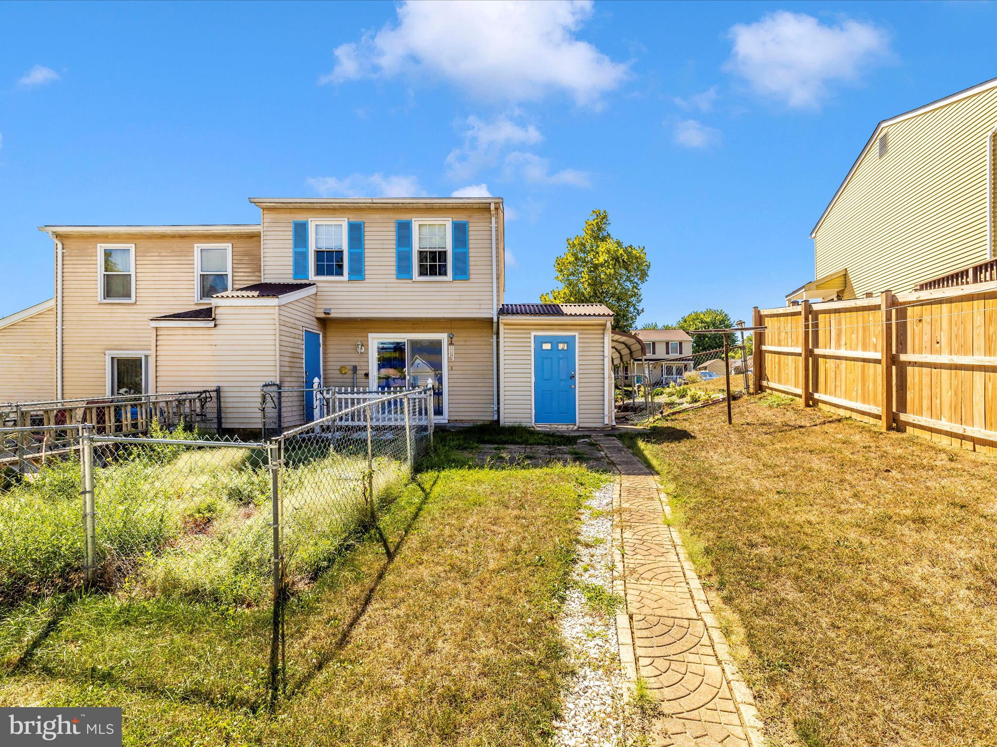 102 Stonegate DRIVE