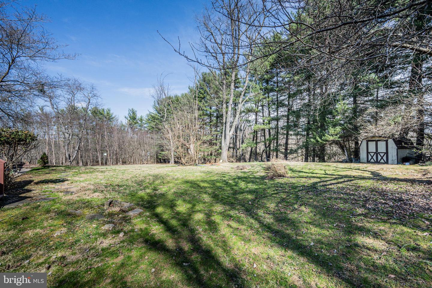 12402 Hill Ct