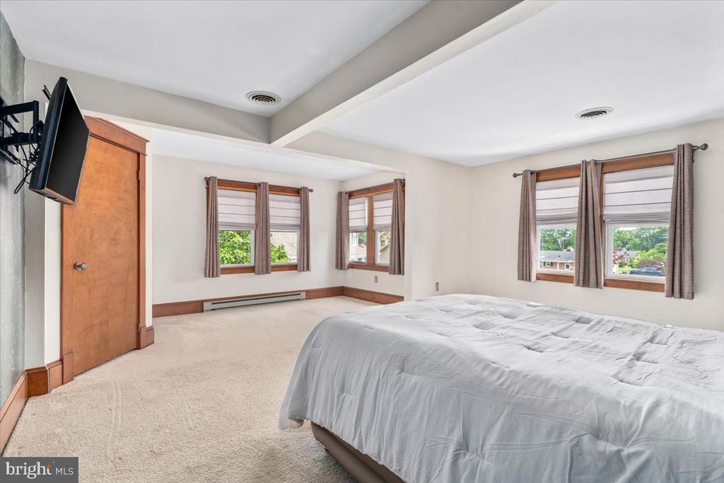 10 Linda Ct