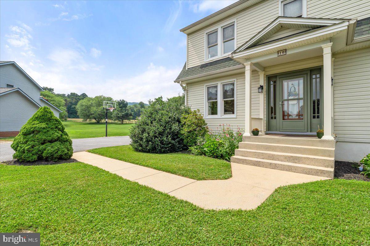 10 Linda Ct