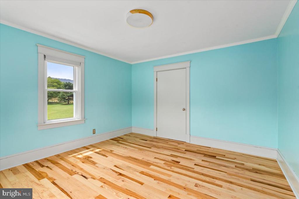10 Linda Ct
