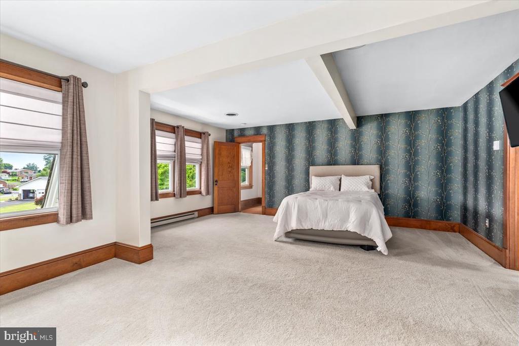 10 Linda Ct