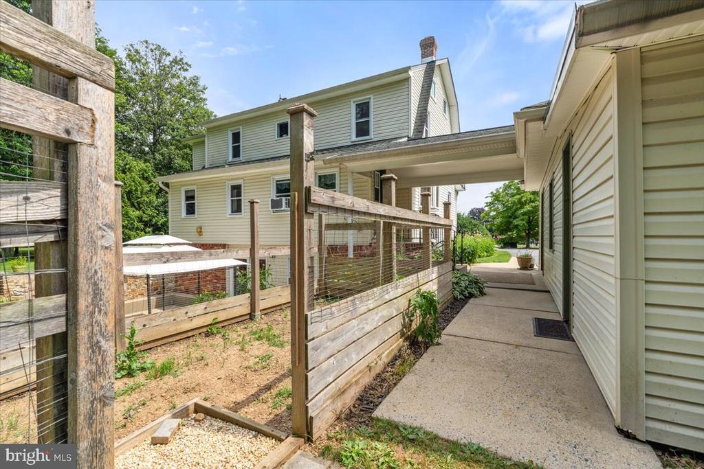10 Linda Ct