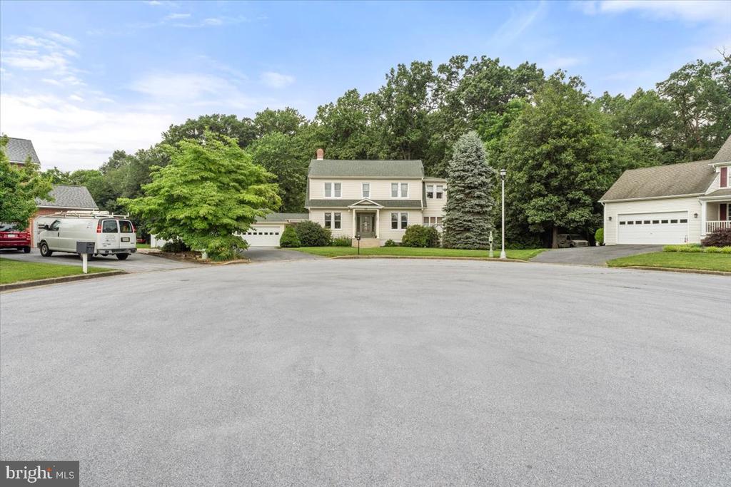 10 Linda Ct