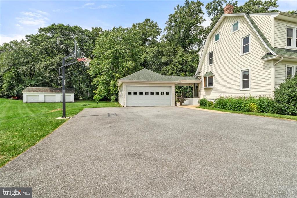 10 Linda Ct