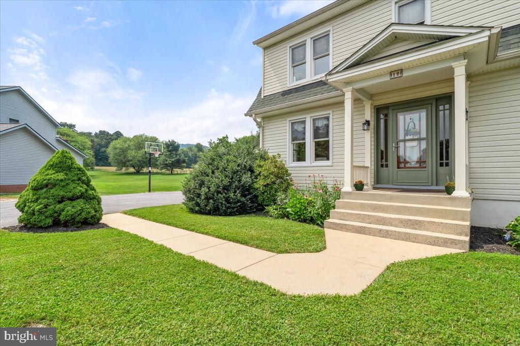 10 Linda Ct