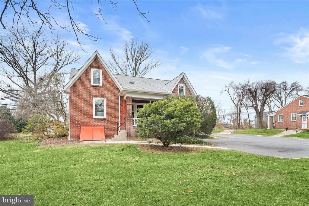 1631 SHOOKSTOWN ROAD