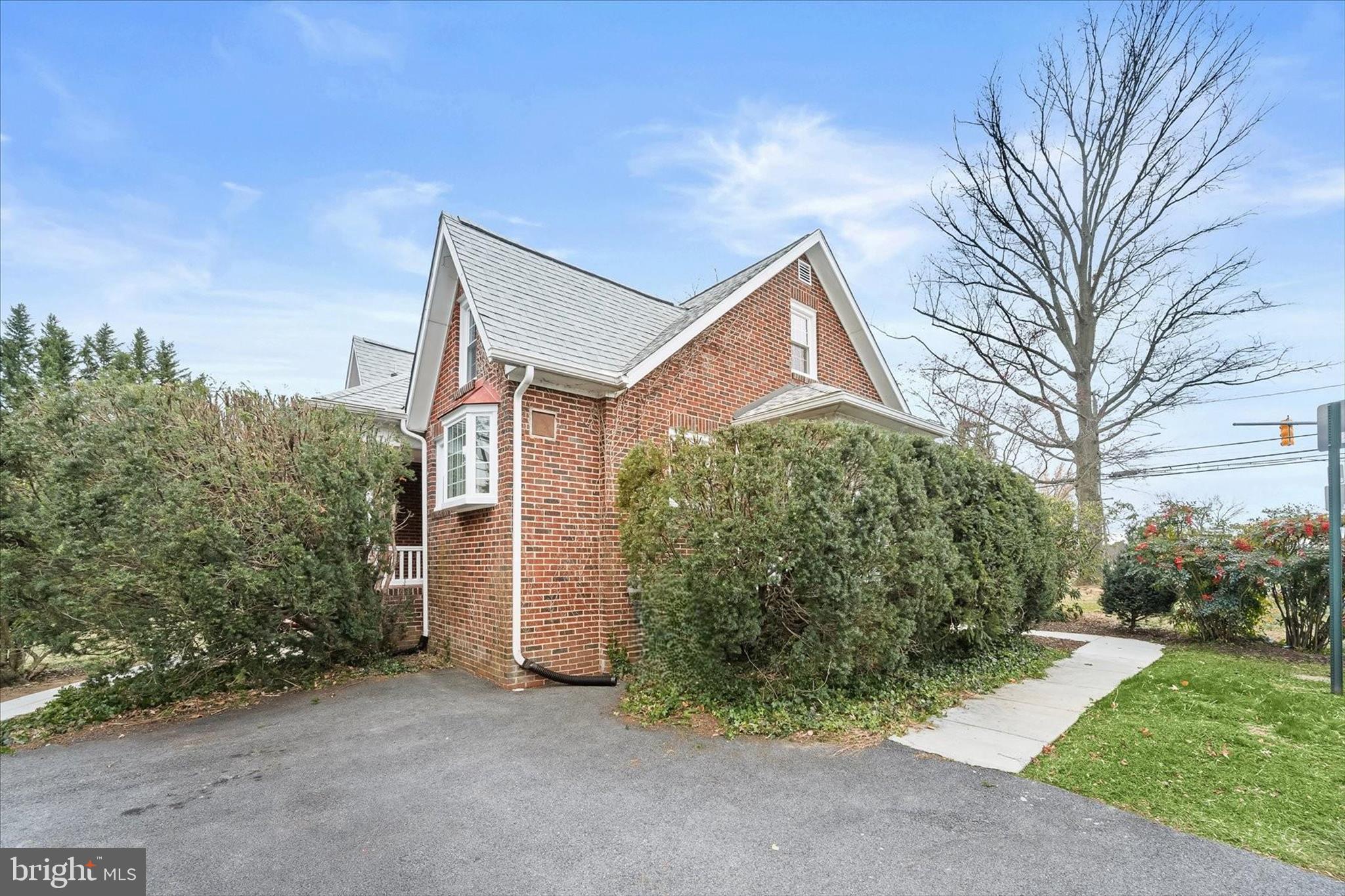 1631 SHOOKSTOWN ROAD