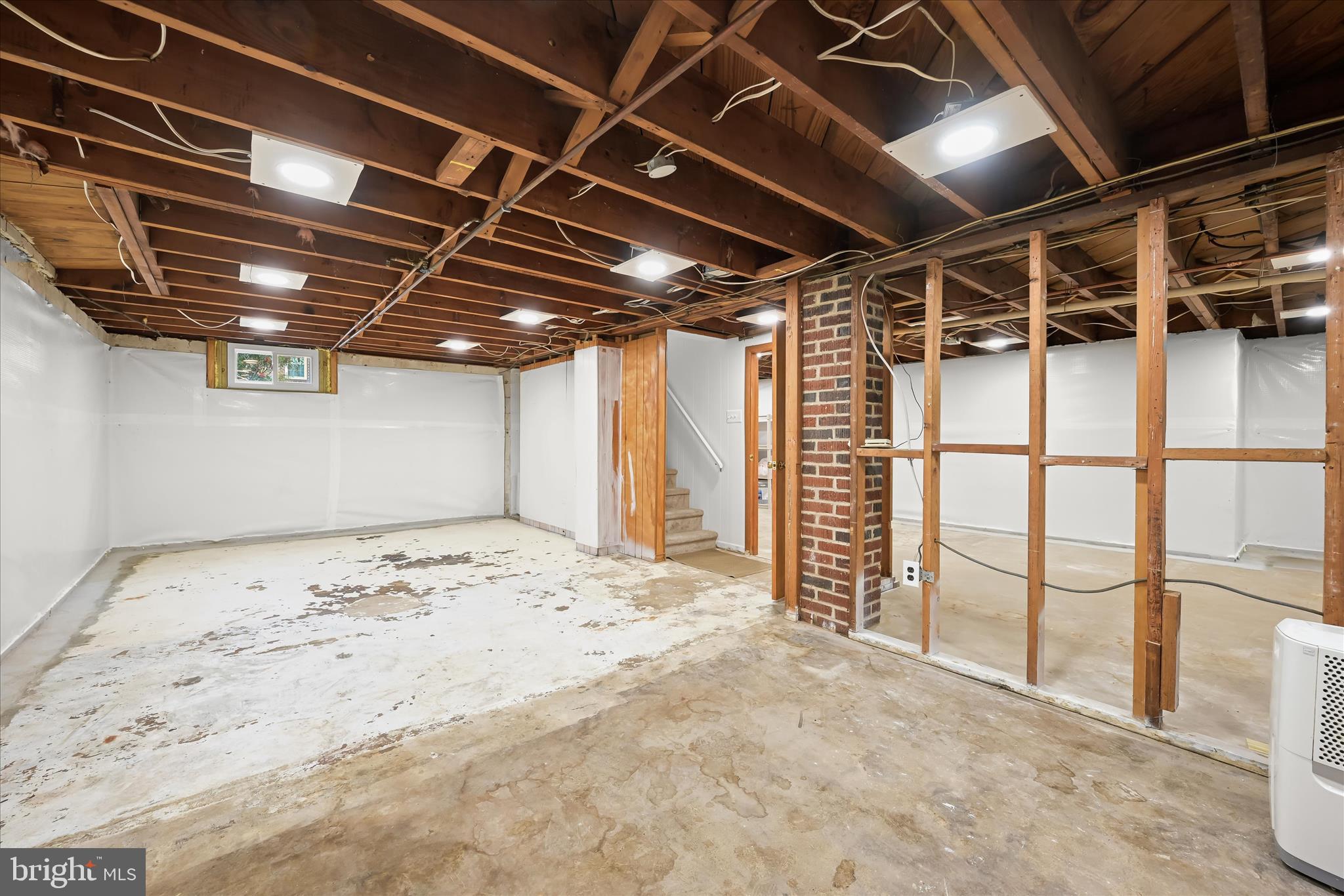 1631 SHOOKSTOWN ROAD