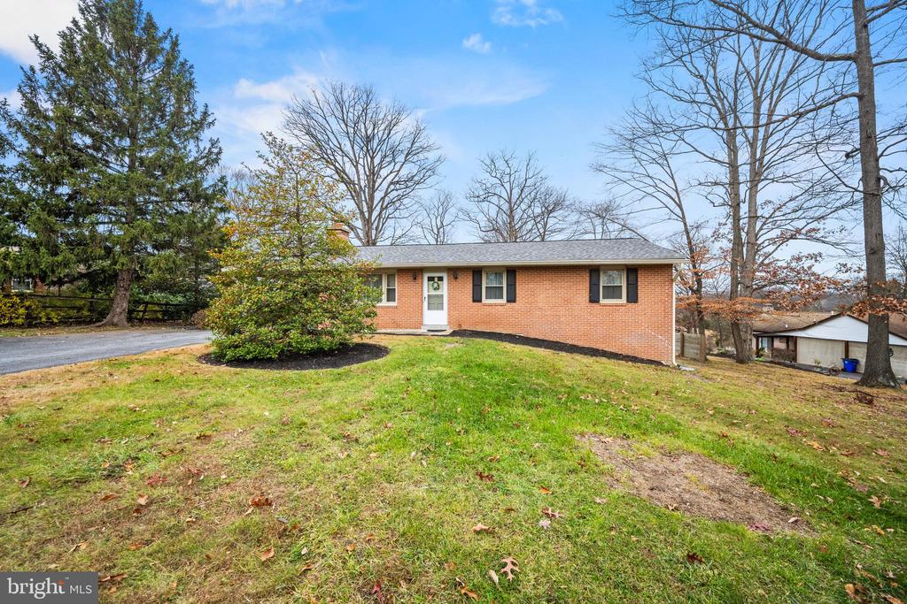 5402 HINES ROAD