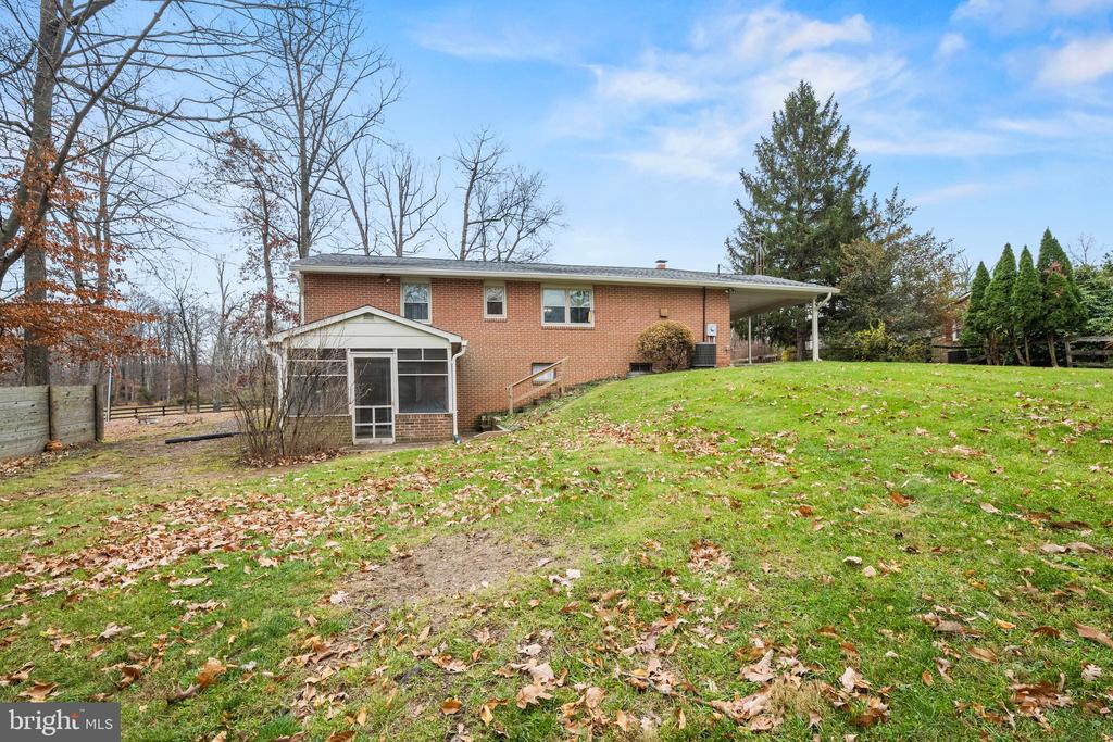 5402 HINES ROAD