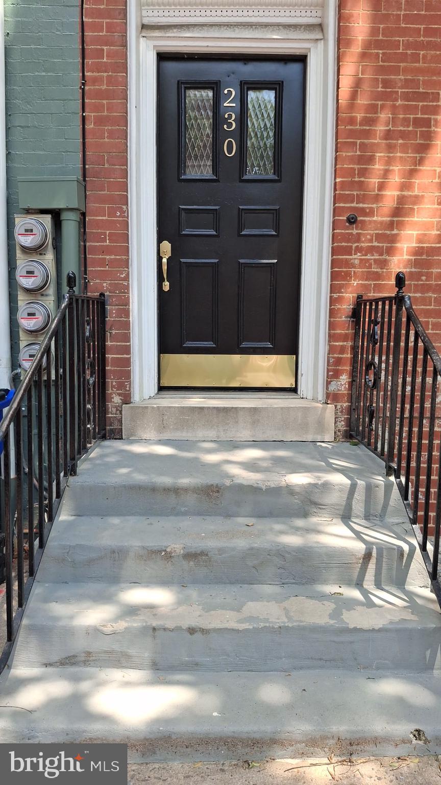 230 S MARKET STREET 2