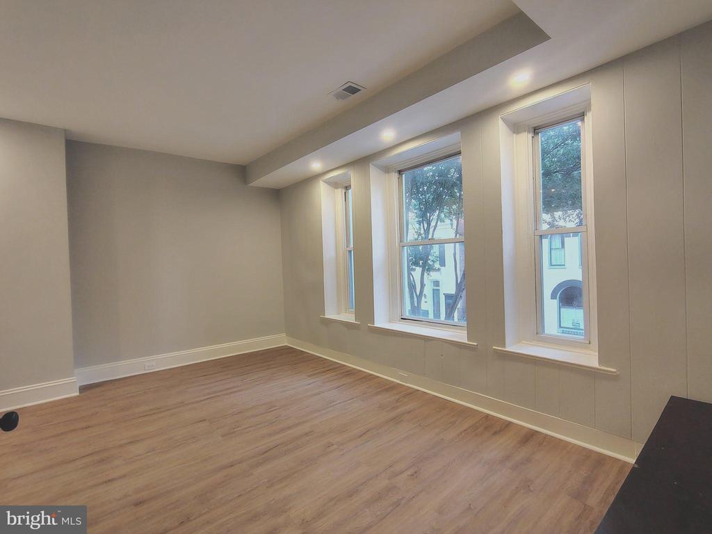 230 S MARKET STREET 2