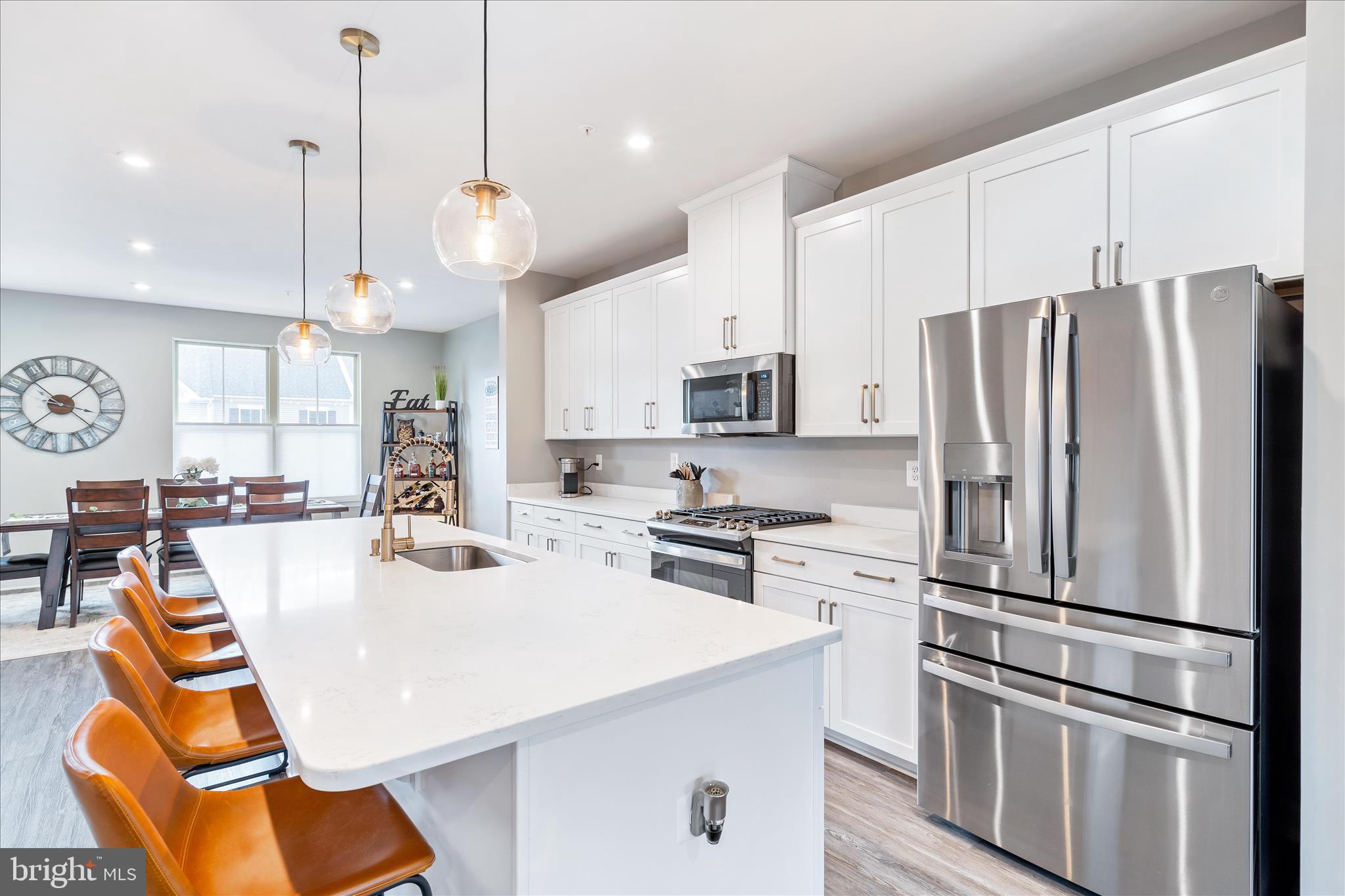 5924 PECKING STONE STREET