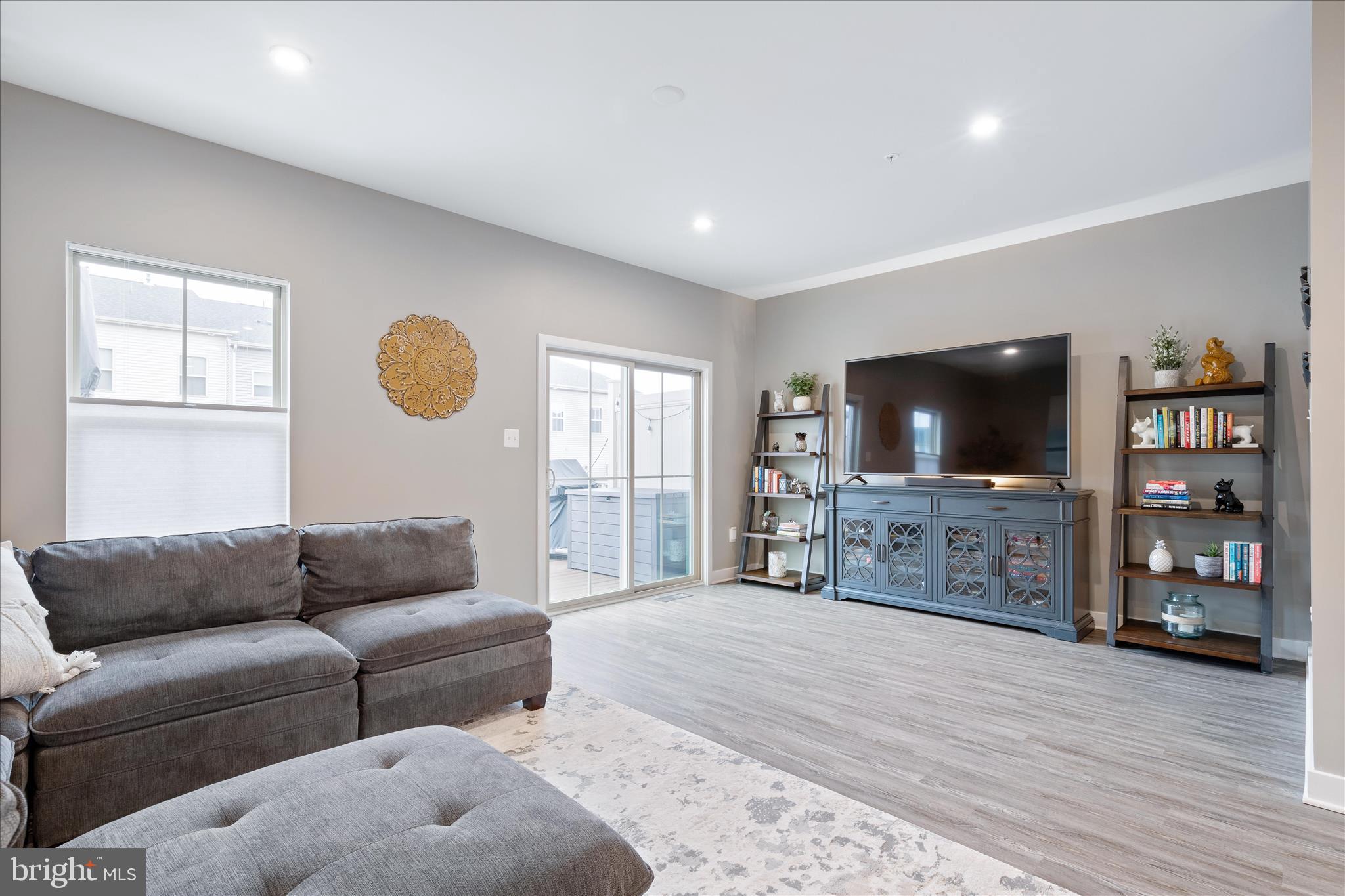 5924 PECKING STONE STREET