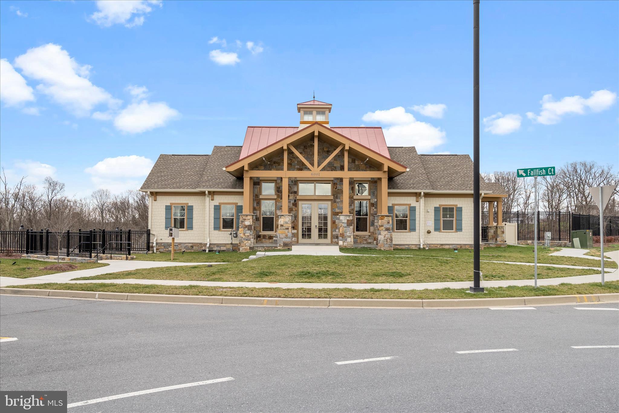 5924 PECKING STONE STREET