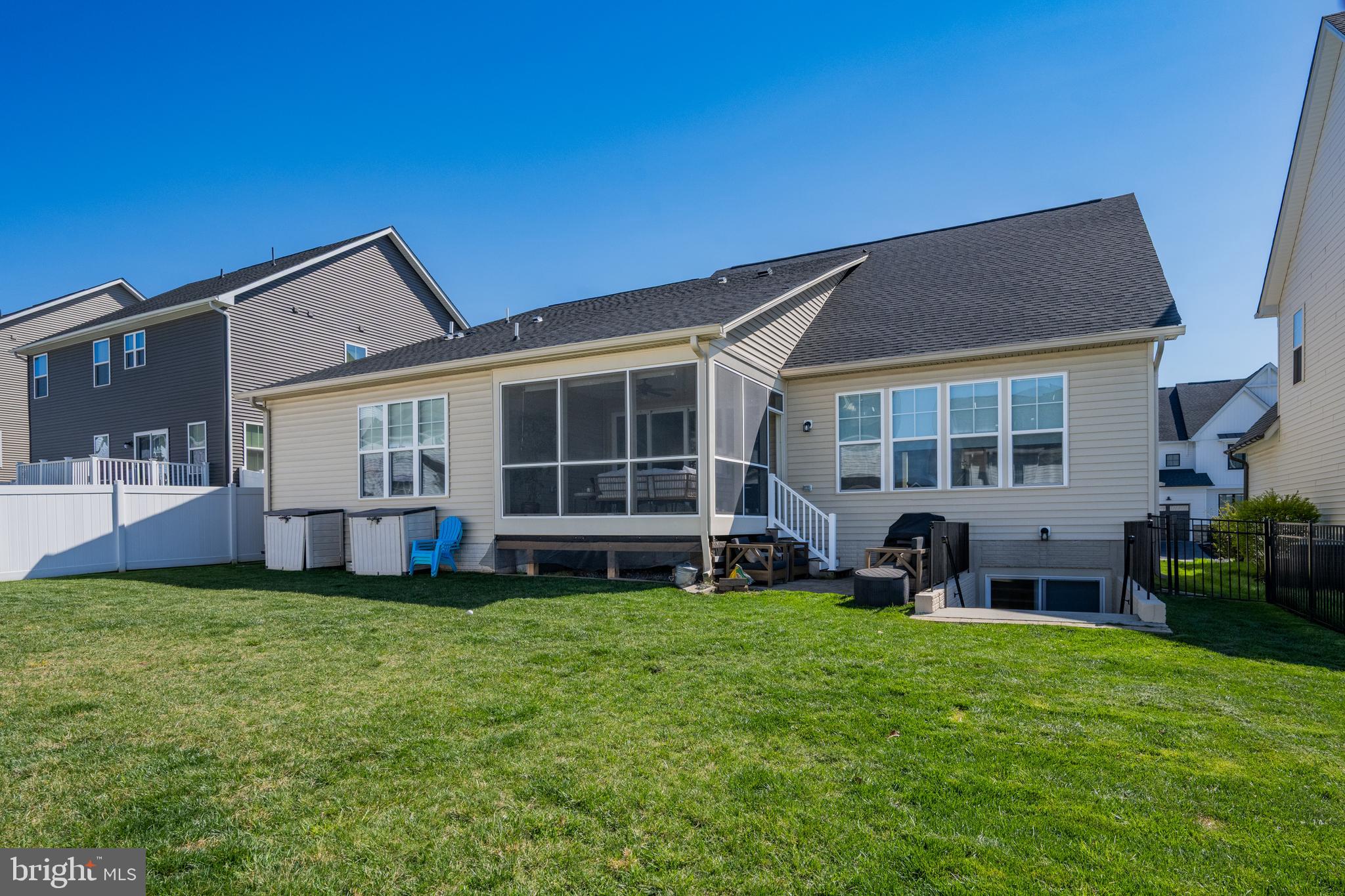 11058 EMERALD CROWN DRIVE