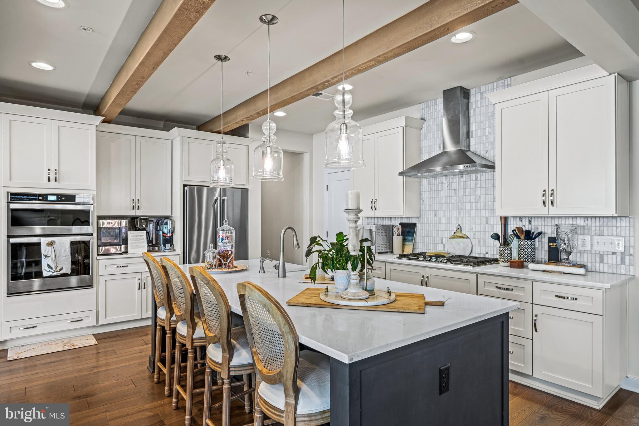 11058 EMERALD CROWN DRIVE