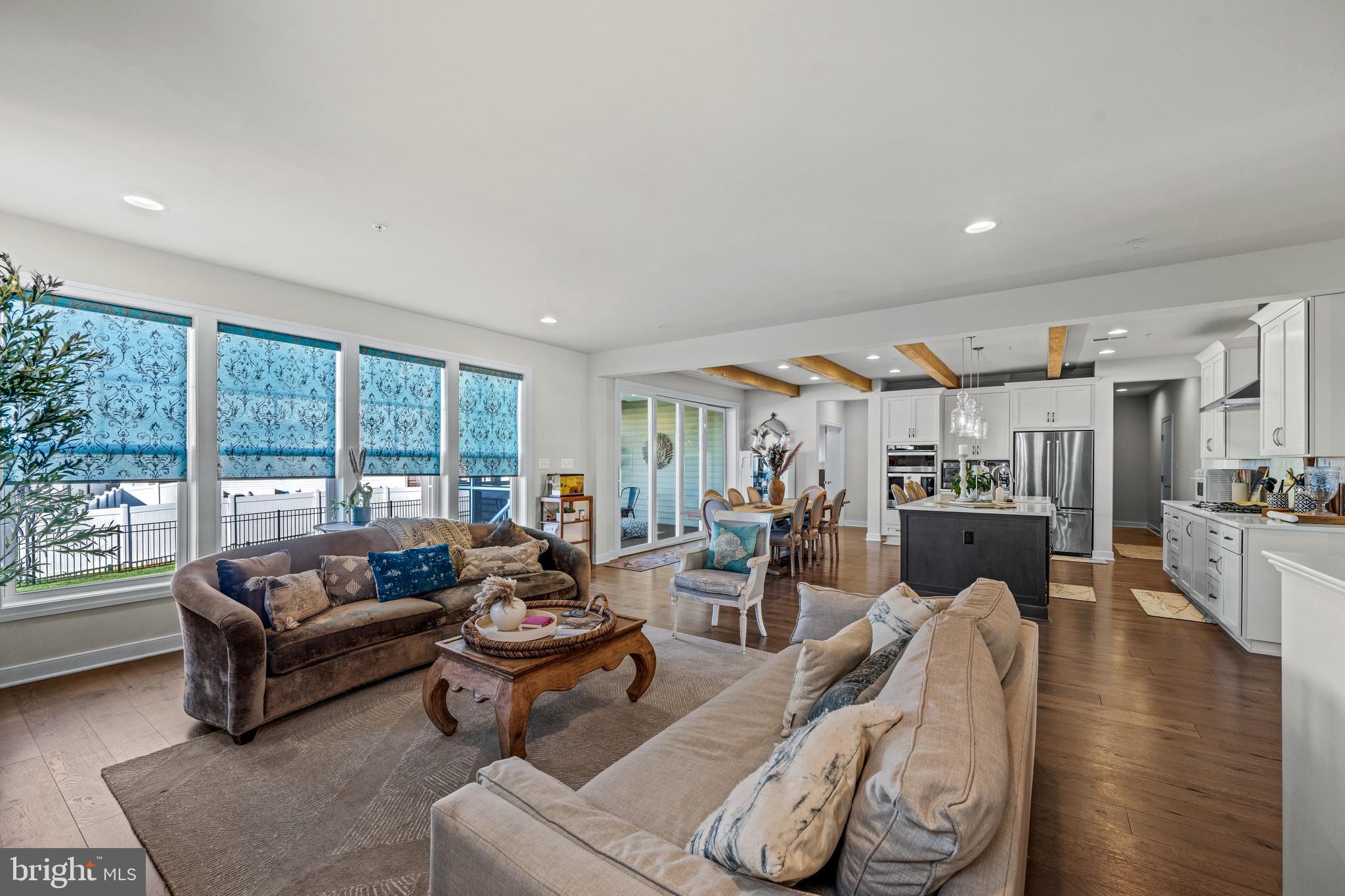 11058 EMERALD CROWN DRIVE