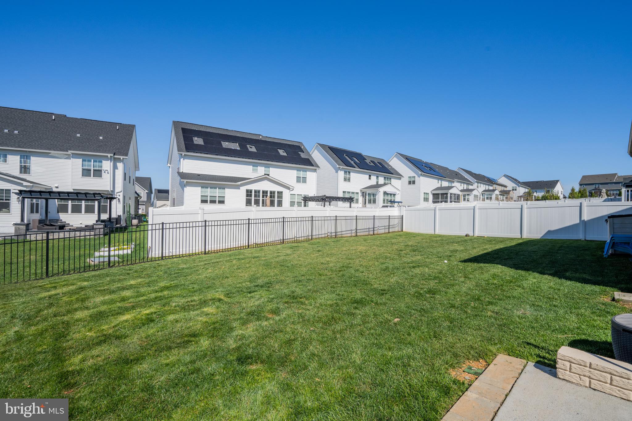 11058 EMERALD CROWN DRIVE