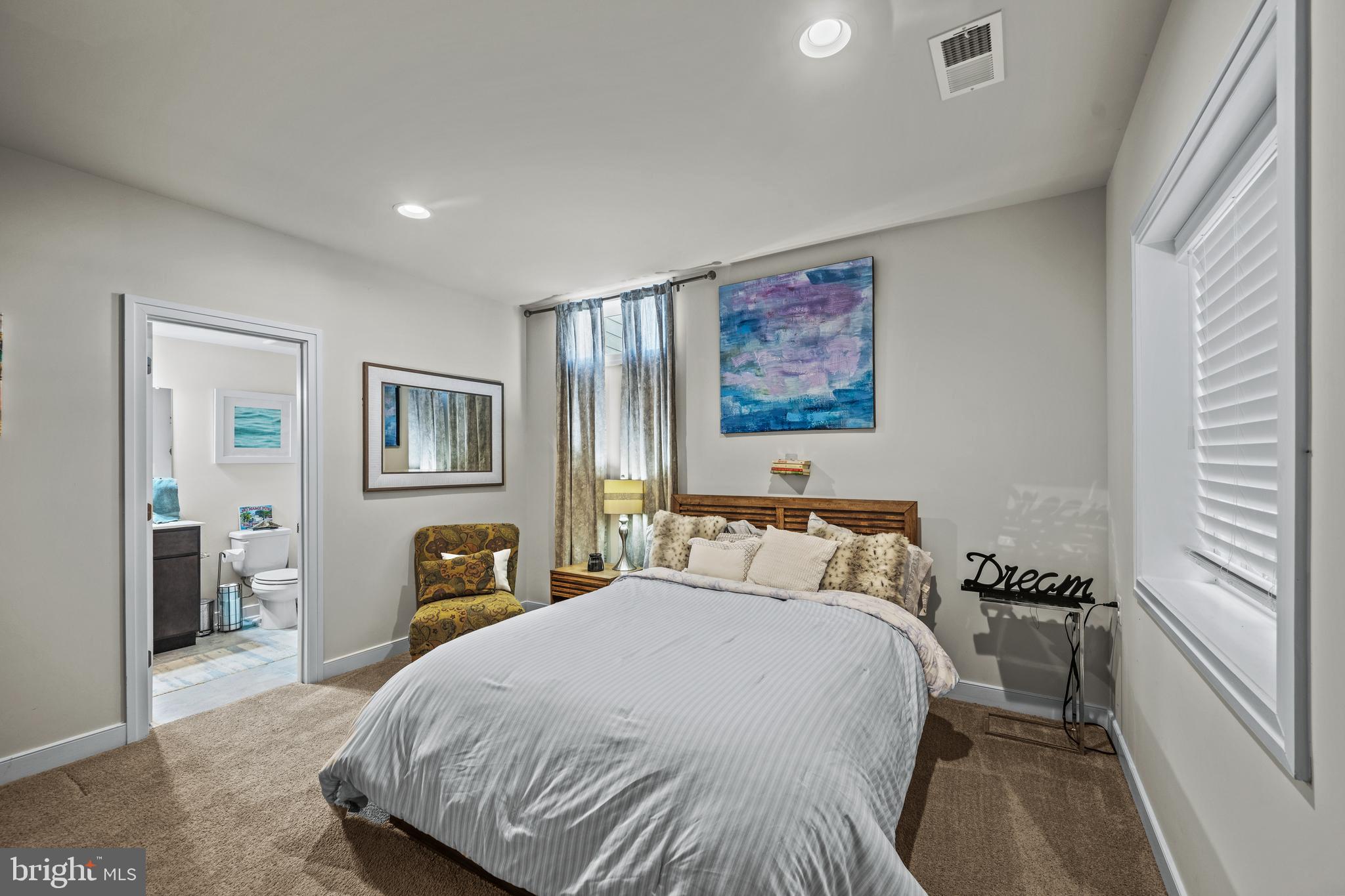 11058 EMERALD CROWN DRIVE