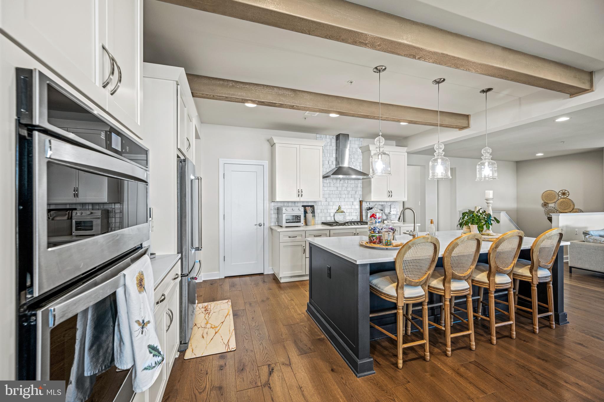 11058 EMERALD CROWN DRIVE