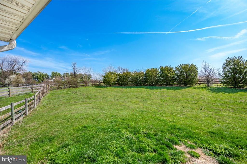 8960 ALBAUGH ROAD UPPER UNIT
